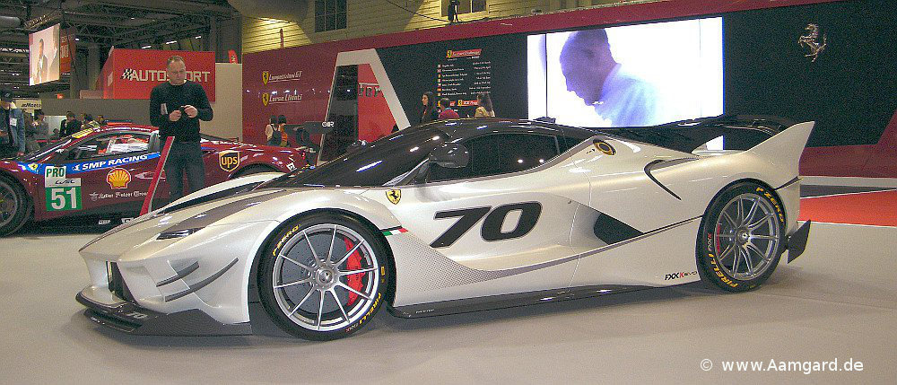 Ferrari FXX K Evo mit Aamgard Rückleuchten