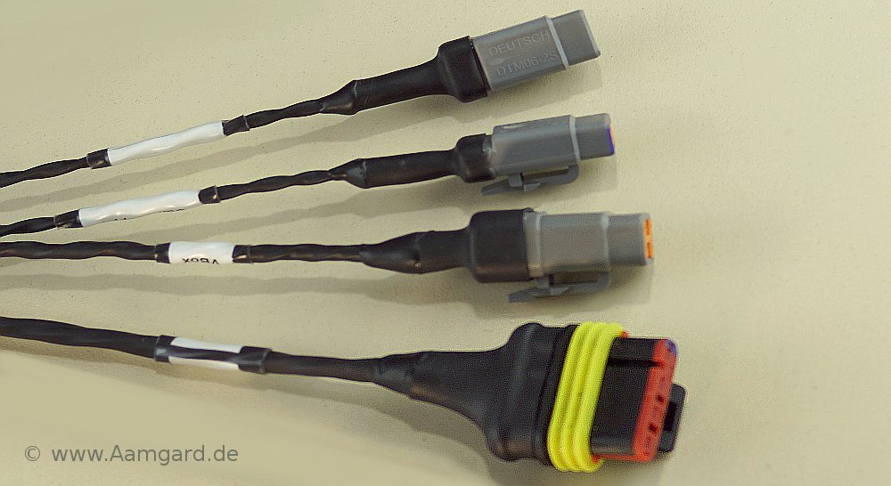 Superseal- und DTM-Stecker