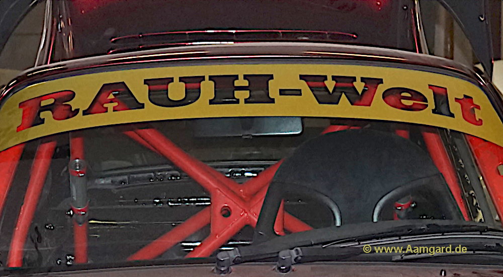 Schriftzug Rauhwelt Porsche