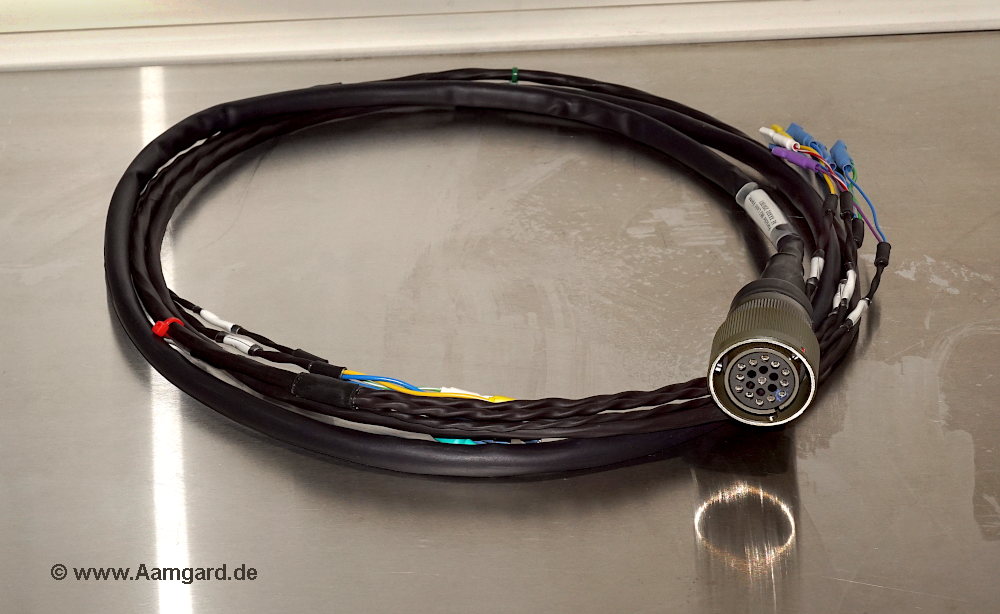 wiring loom for front lighting of a Porsche 962 Group C racecar