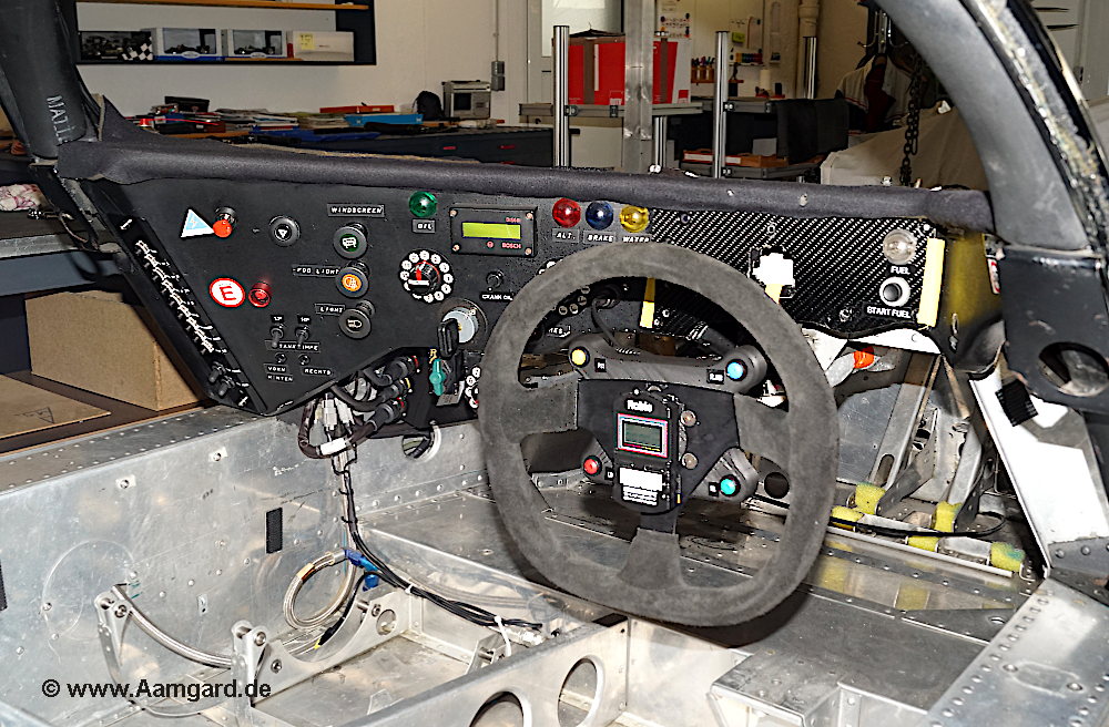 Porsche 962 dashboard before refurbishing