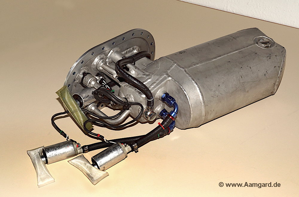 962 Le-Mans-Porsche catch tank with three low pressure pumps