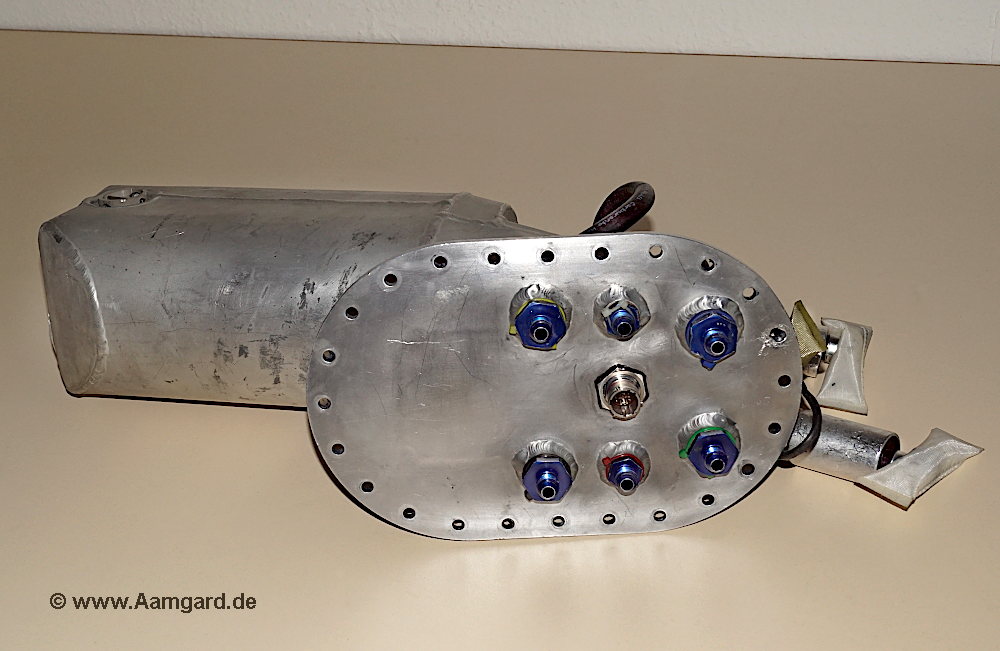 Porsche 962 catch tank connecting plate