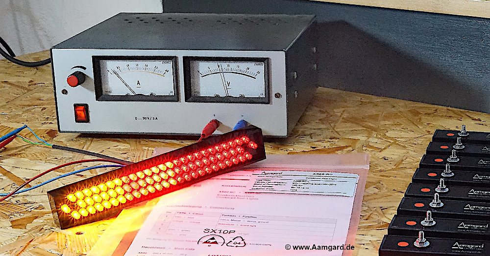 lab table with Aamgard rear lamp module